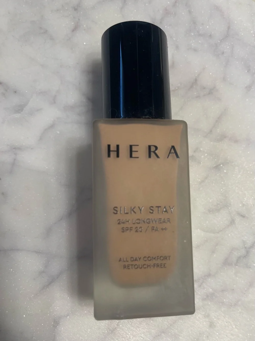 Korean Beauty:spf20 foundation HERA Silky Stay 25N1 AMBER NEW